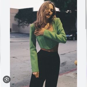 Zara Houndstooth long-sleeved crop top sz L green black